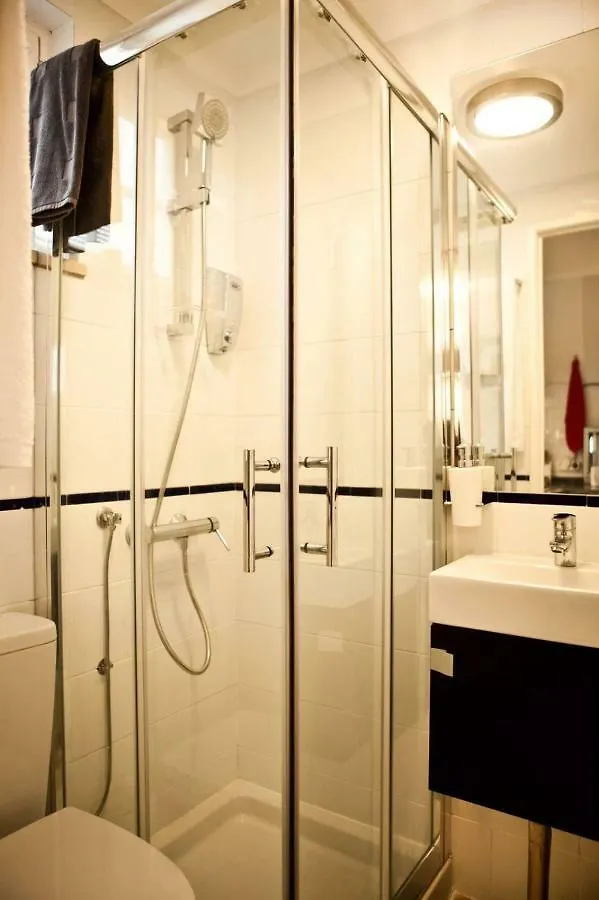 Apartment Bica Little House Hotel Lisbon